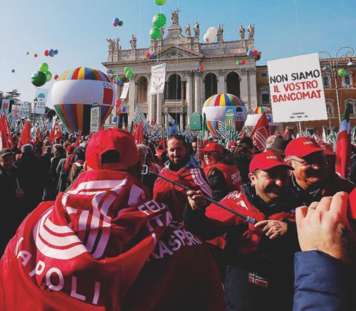 Foto Vincenzo Livieri - LaPresse  09-02-2019 - Roma  Politica Manifestazione unitaria dei sindacati CGIL, CISL, UIL  Photo Vincenzo Livieri - LaPresse  09-02-2019 - Rome  Politics CGIL, CISL, UIL demonstration.